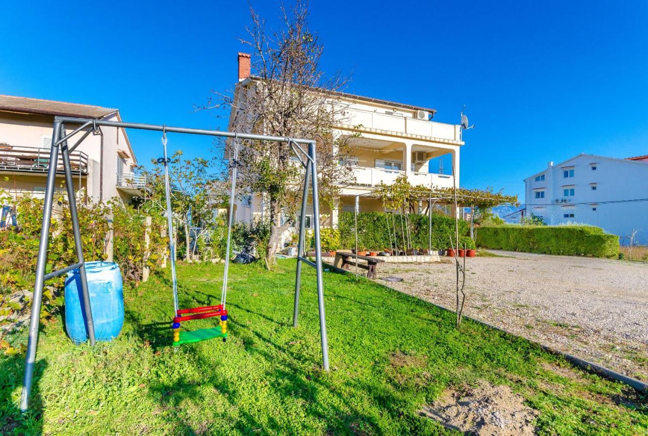 Apartments Marija P ロパール エクステリア 写真