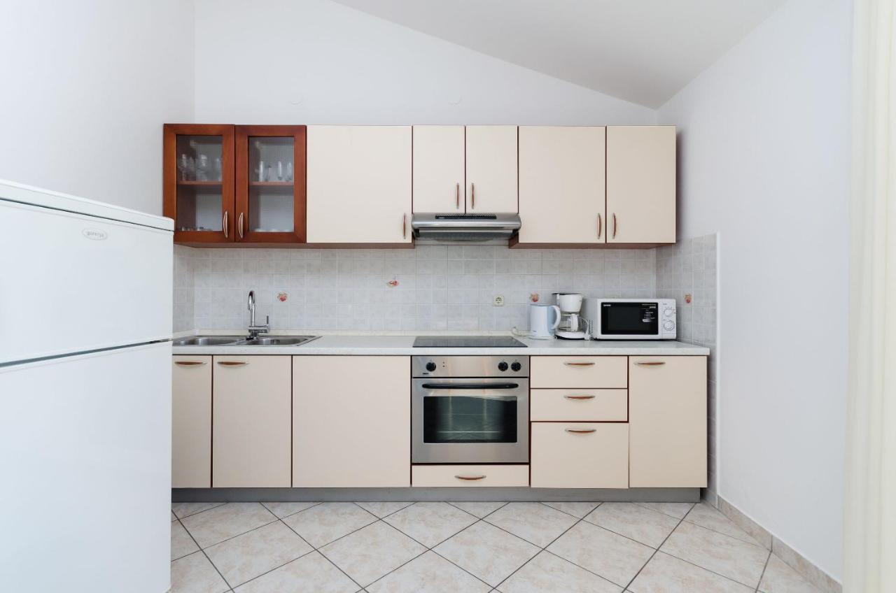 Apartments Marija P ロパール エクステリア 写真