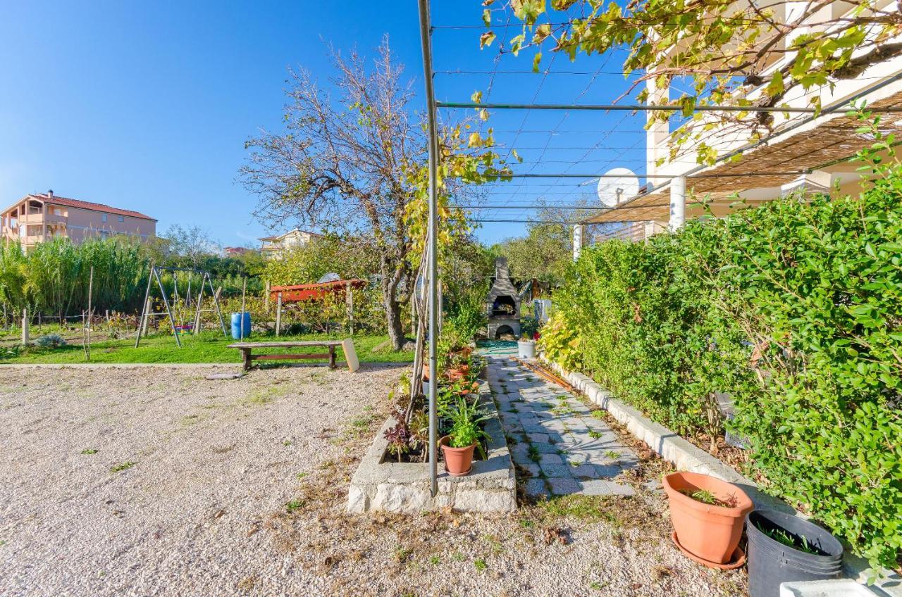 Apartments Marija P ロパール エクステリア 写真
