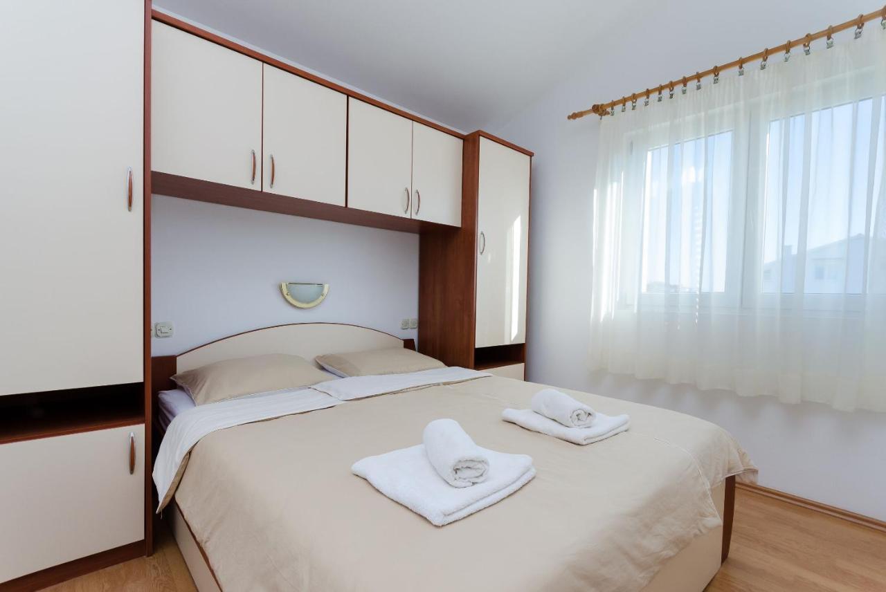 Apartments Marija P ロパール エクステリア 写真