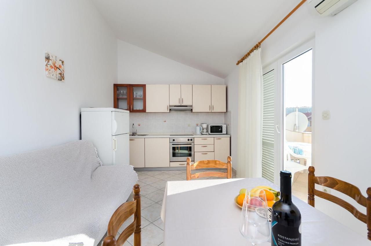 Apartments Marija P ロパール エクステリア 写真