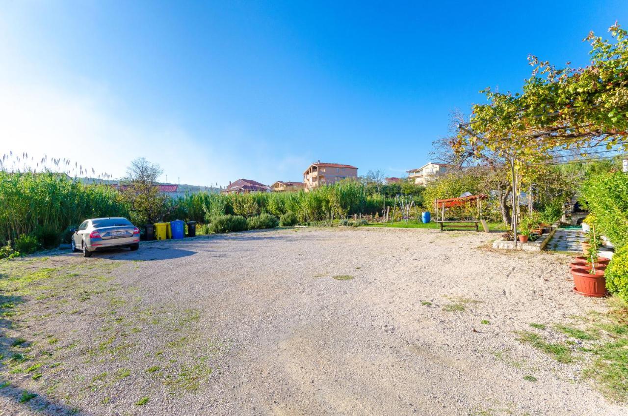 Apartments Marija P ロパール エクステリア 写真