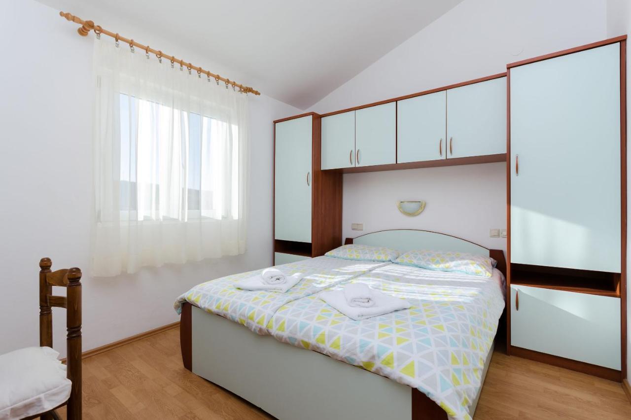 Apartments Marija P ロパール エクステリア 写真