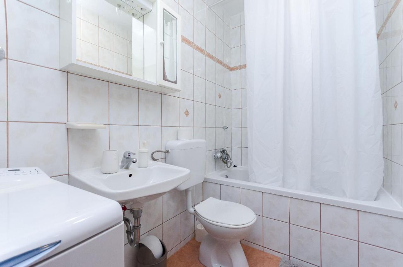 Apartments Marija P ロパール エクステリア 写真